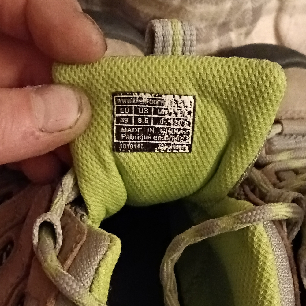 Keen Women's Voyageur Hiking Shoes Sz8.5 View 2
